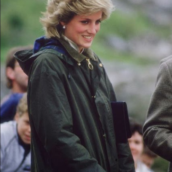 COPY - Classic Bedale Barbour Jacket - Picture 8 of 8